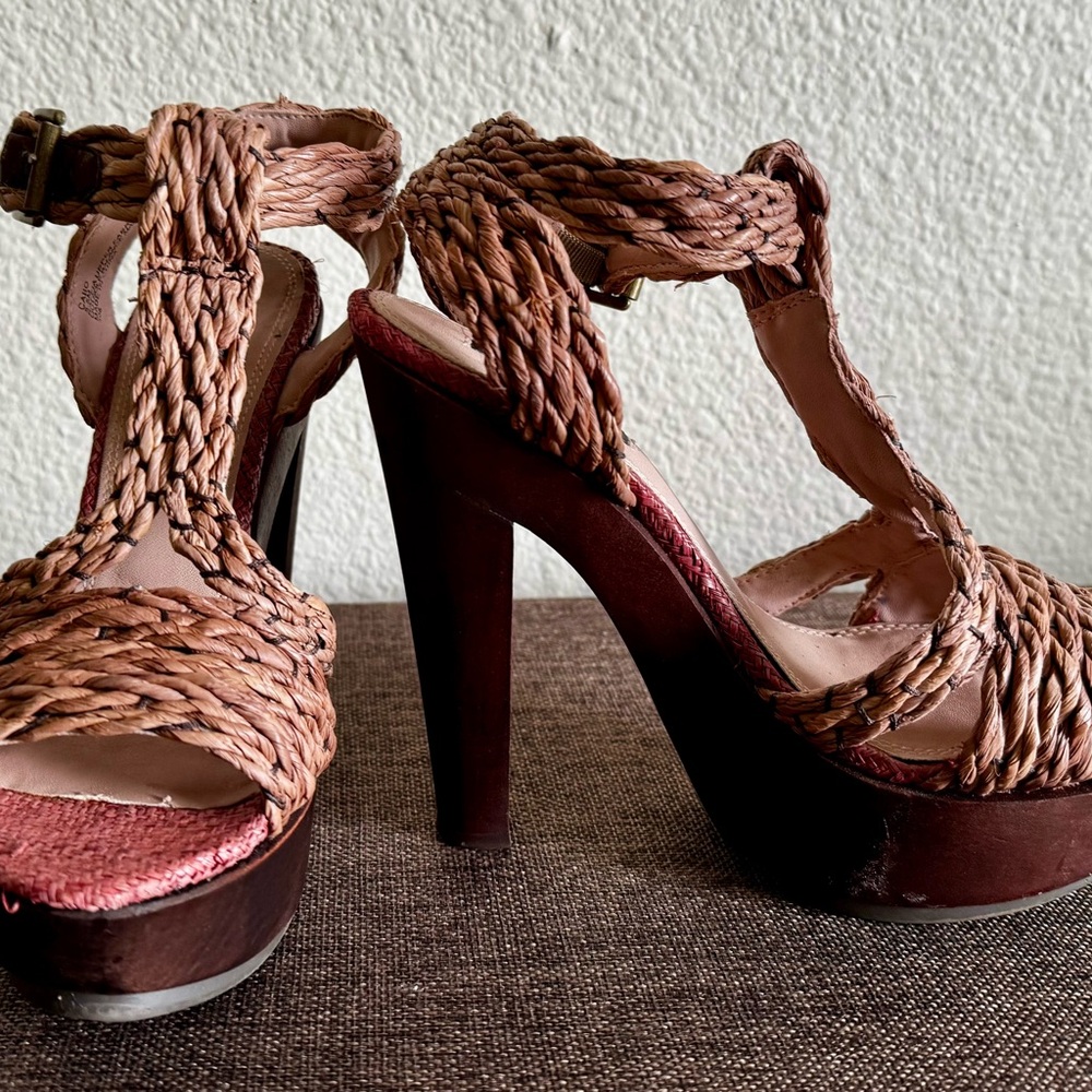 Raffia Braided Platform Sandals - Brown